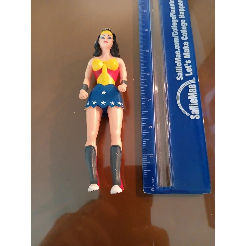 DC Comics Wonder Woman Posable Rubber NJCroce Action Figure Toy S13